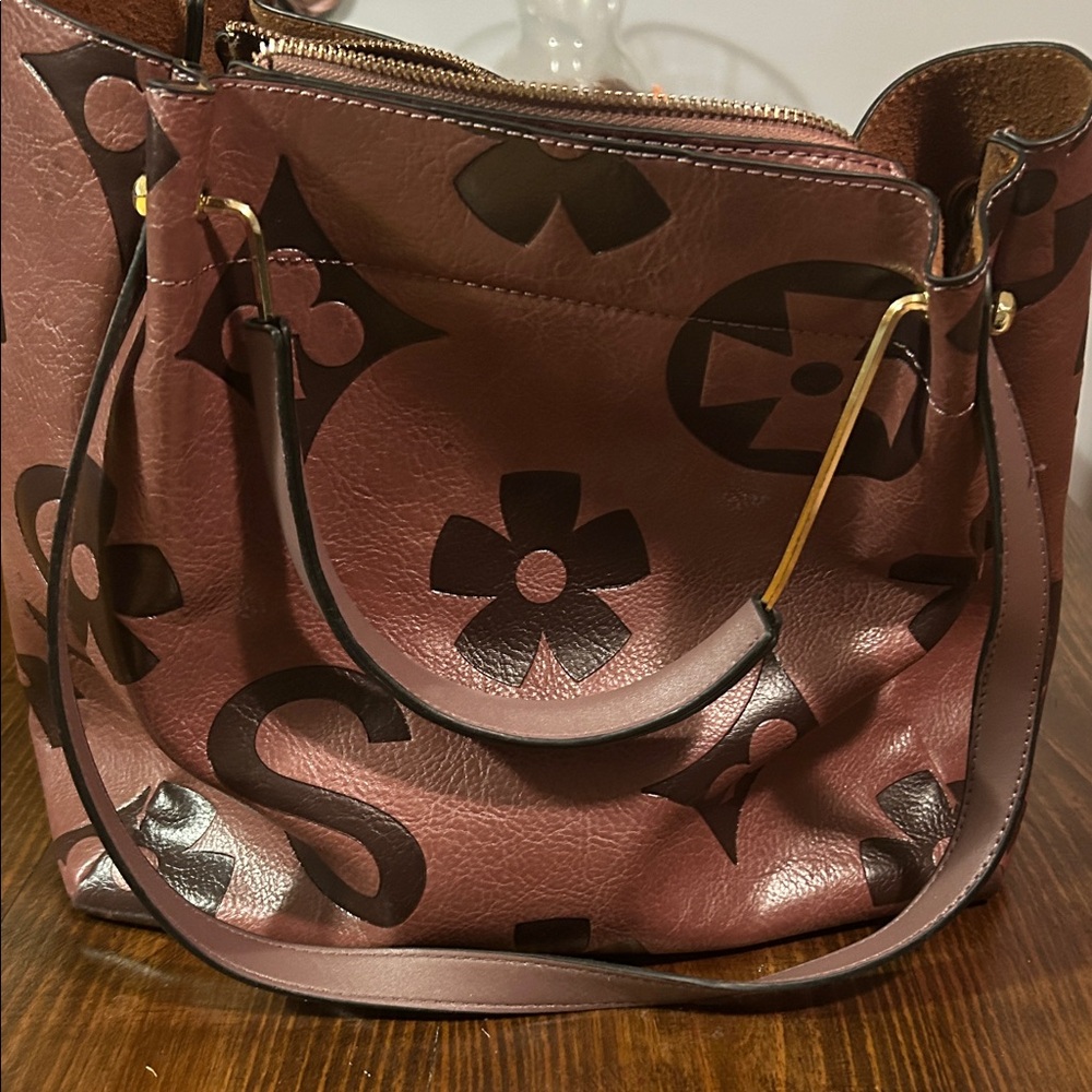 OBO ON THIS Elegant Designer Monogram Shoulder Bag in Burgundy and Black